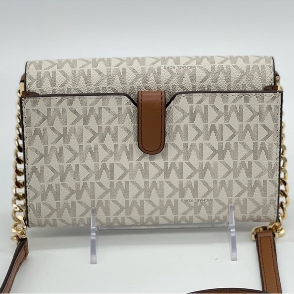 Michael Kors MD MF Phone Xbody Bag Vanilla - Picture 4 of 14